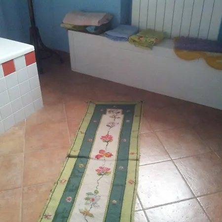 Il Pioppo E La Fonte 3* Castello d'Agogna