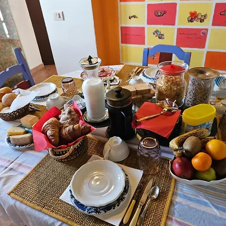 Il Pioppo E La Fonte Bed & Breakfast 3*