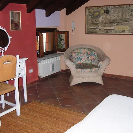 Il Pioppo E La Fonte Bed & Breakfast Castello d'Agogna